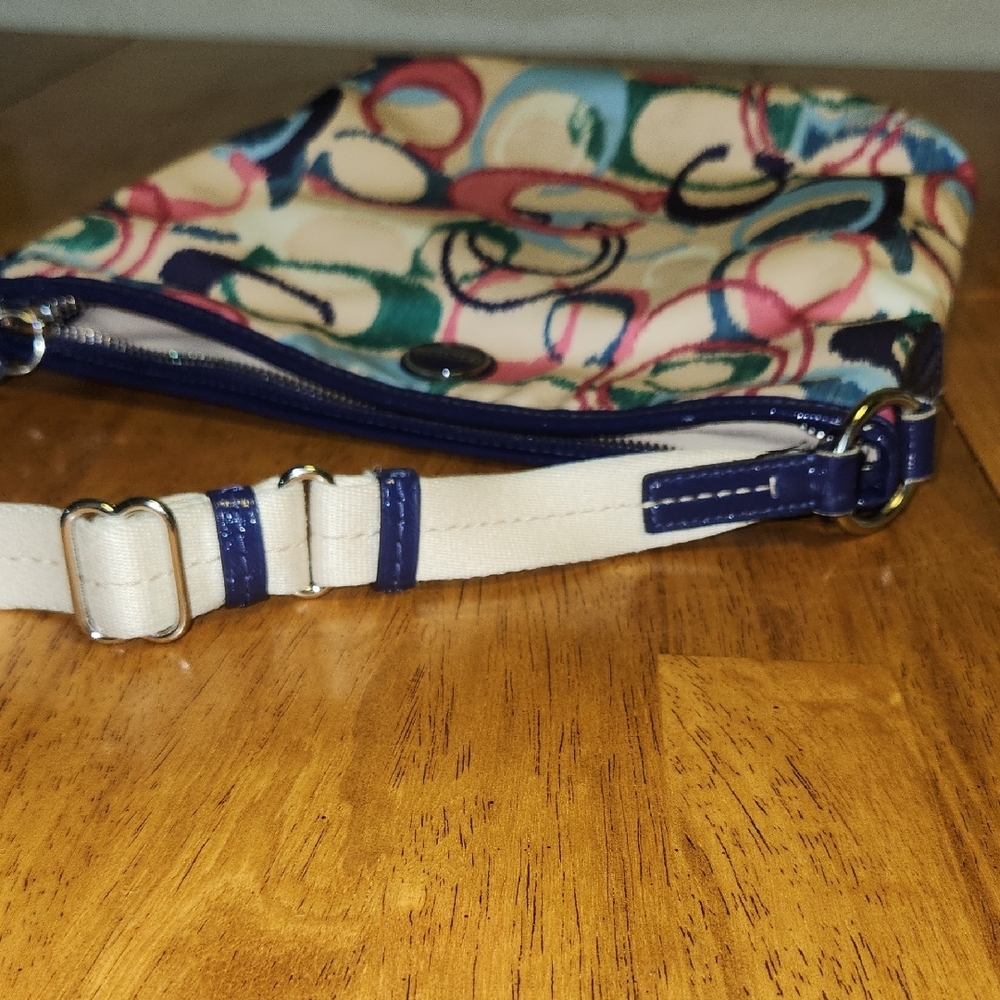 Coach Red and Pink Crossbody Bag with Artistic Design - Picture 10 of 14